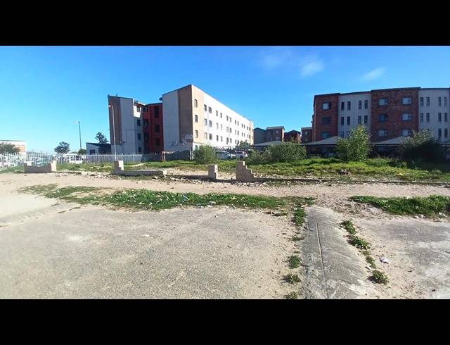 LAND FOR SALE IN SCOTTSDENE